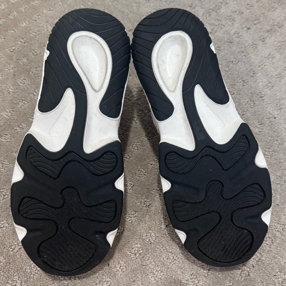 Nike Tech Hera sneakers size 7.5 - Picture 4 of 4